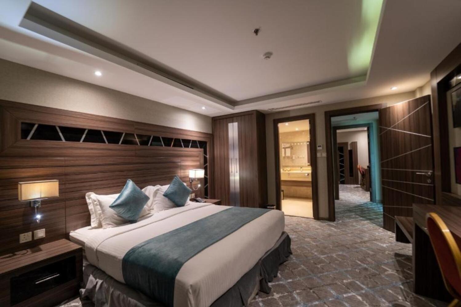 Continent Sumou Hotel Khobar Buitenkant foto