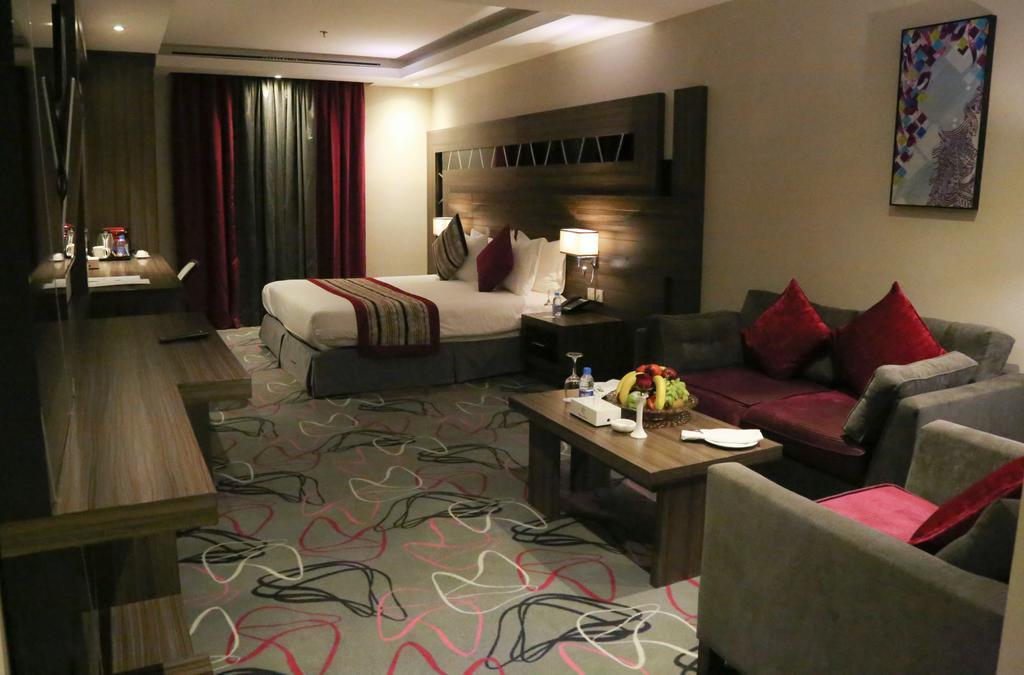 Continent Sumou Hotel Khobar Buitenkant foto