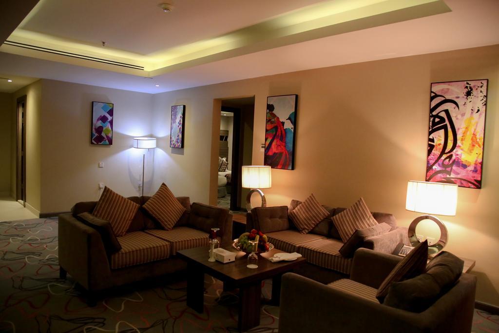 Continent Sumou Hotel Khobar Buitenkant foto