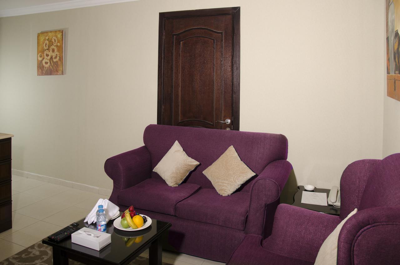 Continent Sumou Hotel Khobar Buitenkant foto